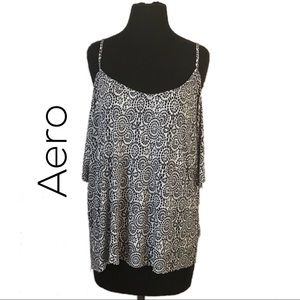 Aeropostale cold shoulder print top, Size Large